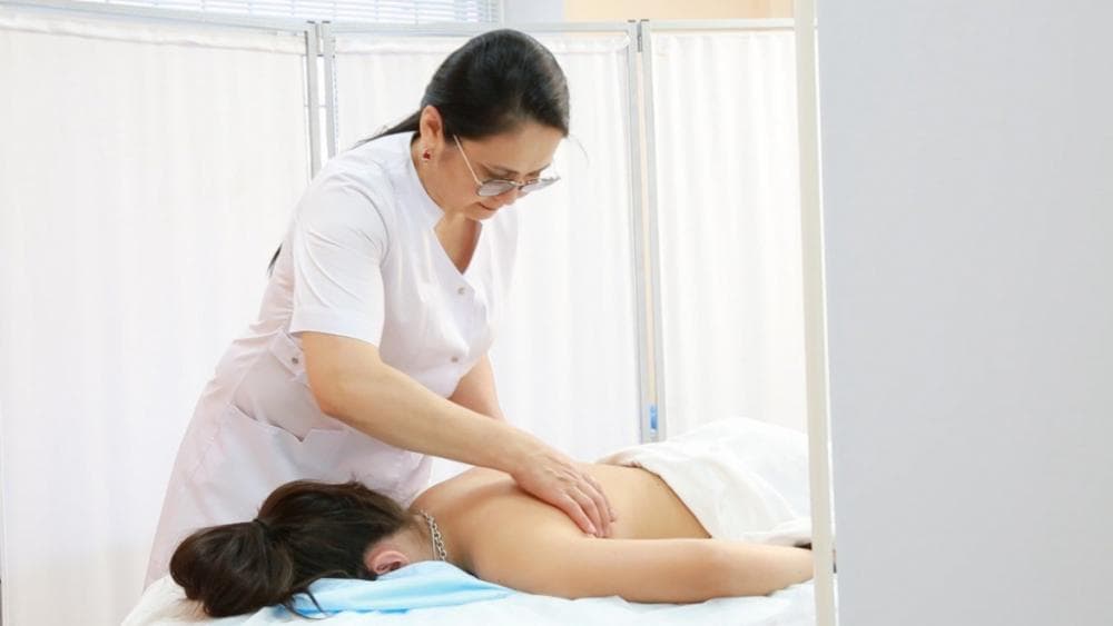 Лечебный массаж спины - 1